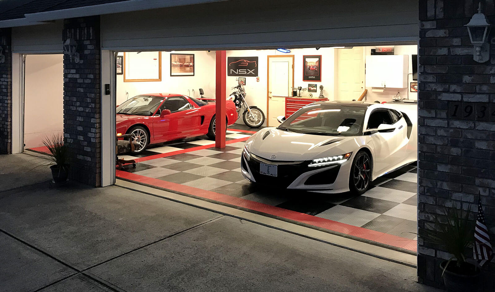 racedeck red ally blak 3 acura outside garage